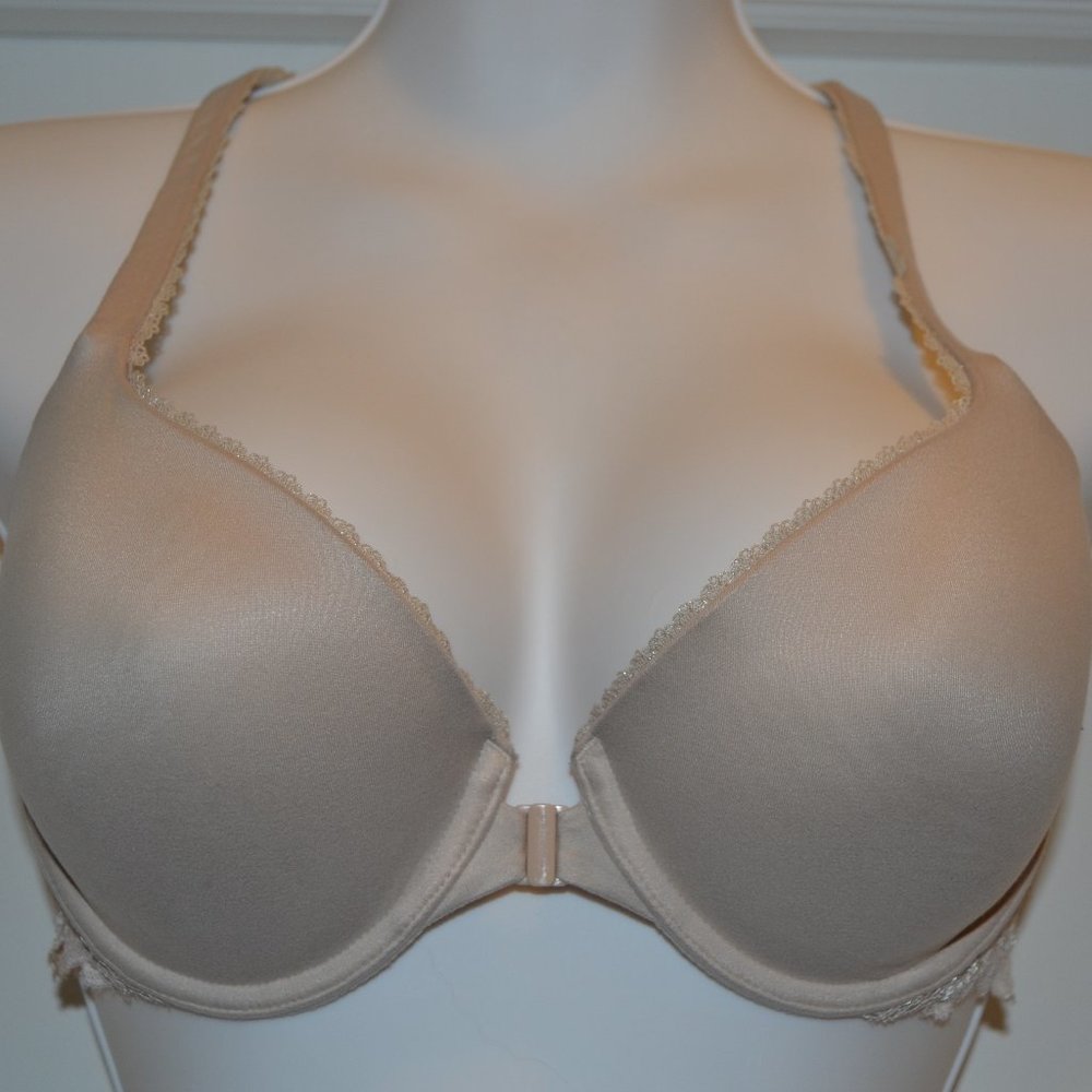 Victoria's Secret nude front closure  Size 34DD  EUC